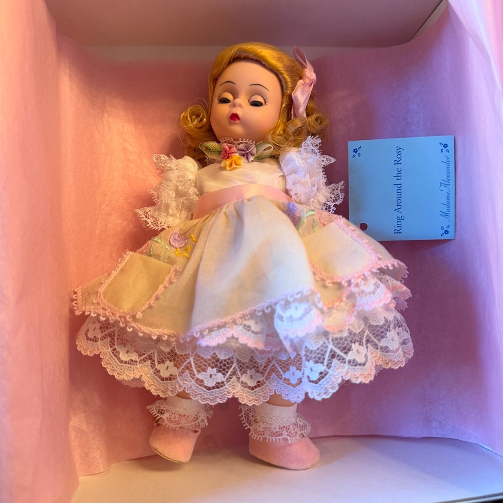 Madame Alexander Pink and White Lace Ring Around the Rosy Doll